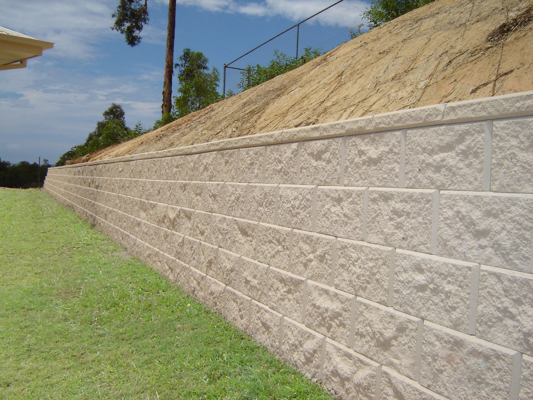 Top Reasons to Choose Flush Face Concrete Retaining Walls for Your Landscaping Project