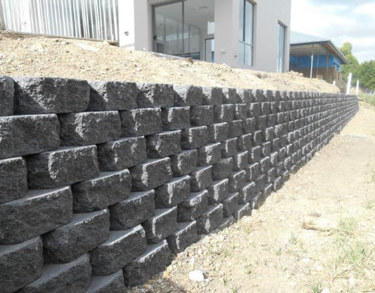 Windsor Keystone Garden Wall Construction for New Upper Coomera Residence