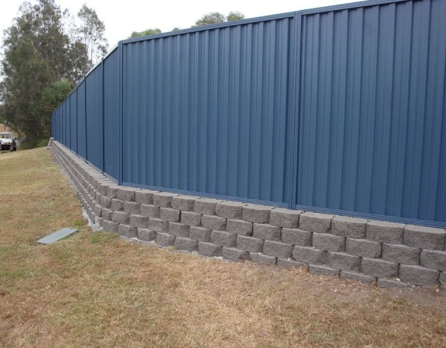 Windsor Concrete Block Walls & Colorbond Fencing for Pool Installation in Gold Coast Home
